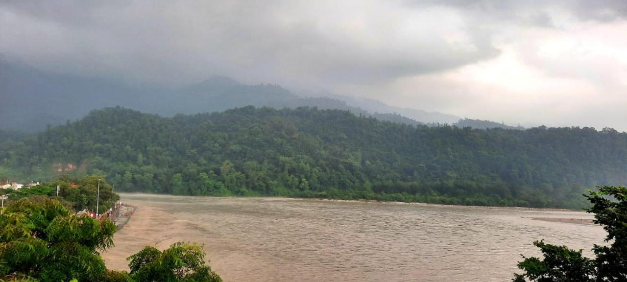 Meeram Ganga, A Heritage Stay By The Ganges At Triveni Ghat Rishīkesh Exterior foto