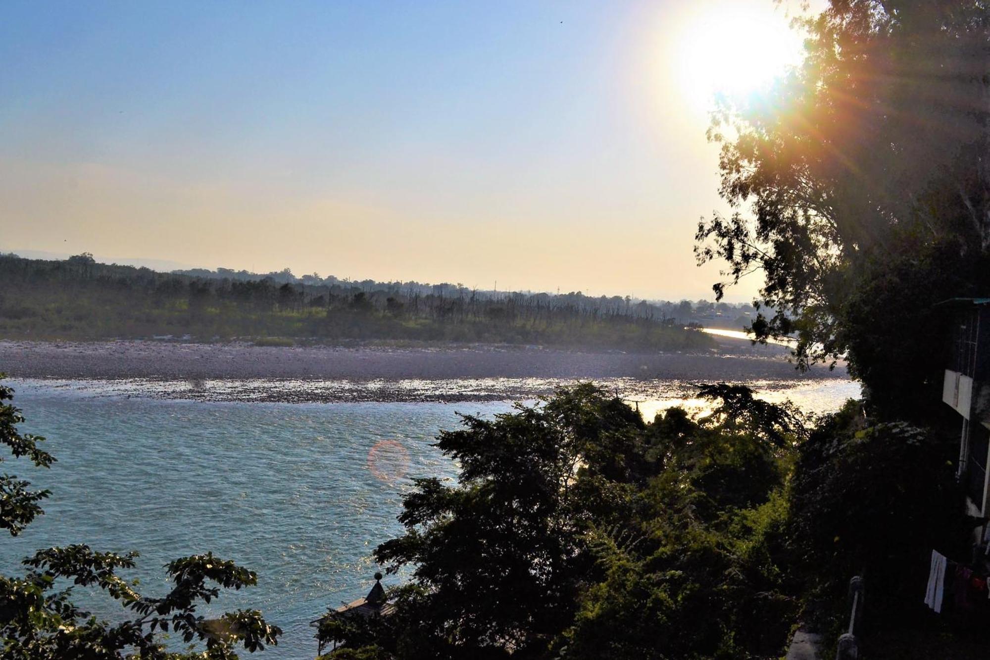 Meeram Ganga, A Heritage Stay By The Ganges At Triveni Ghat Rishīkesh Exterior foto