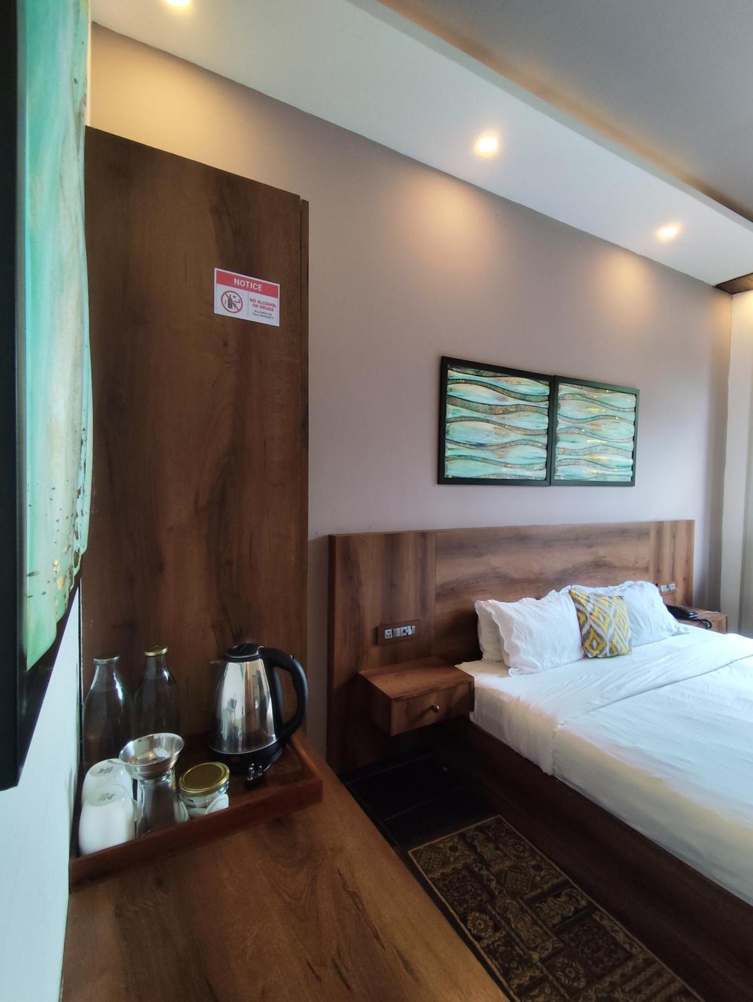 Meeram Ganga, A Heritage Stay By The Ganges At Triveni Ghat Rishīkesh Exterior foto