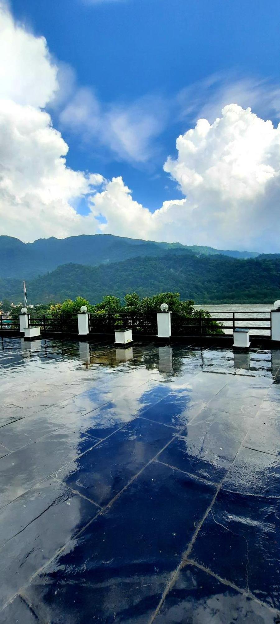 Meeram Ganga, A Heritage Stay By The Ganges At Triveni Ghat Rishīkesh Exterior foto